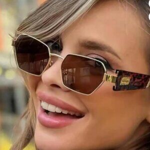 New Women’s Geometric Sunglasses Style Gold Frame Brown Lenses